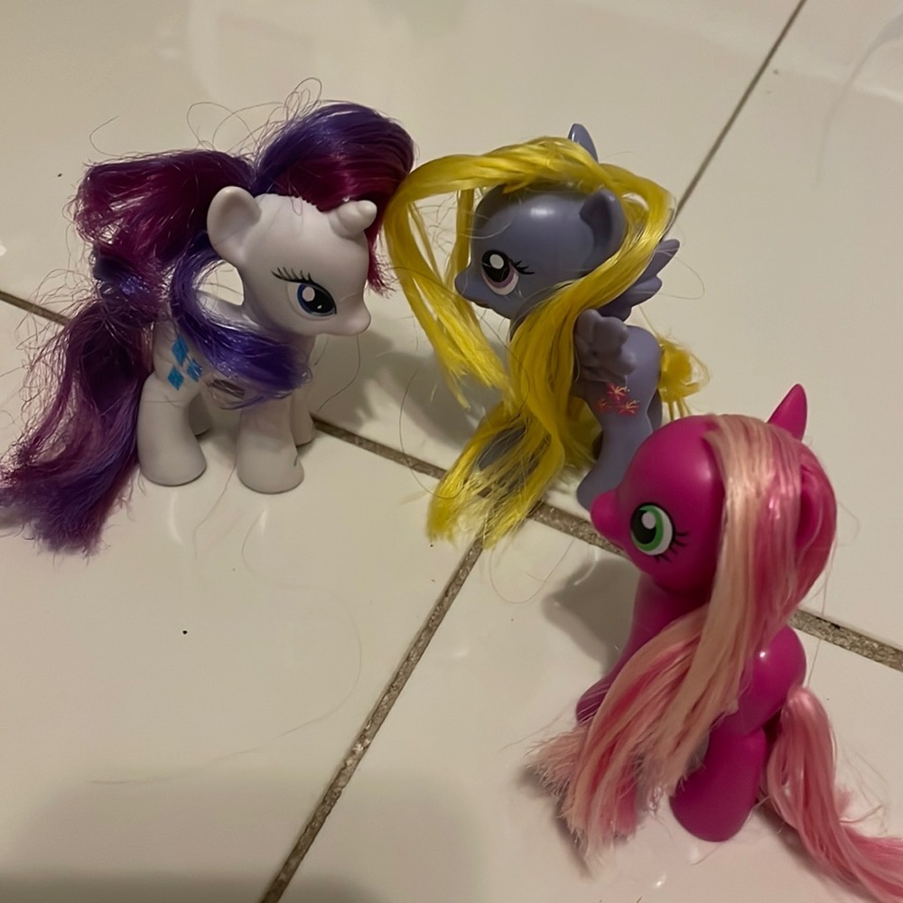 MLP Rarity, Cheerliee, and some other Pony